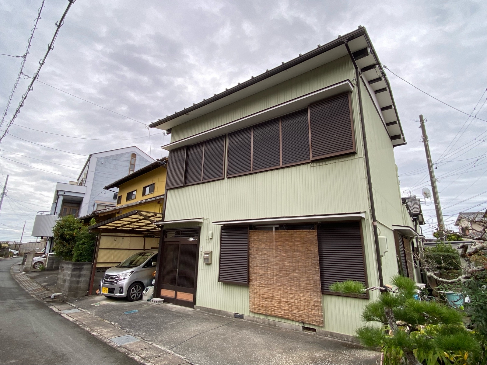 浜松市中央区｜志都呂町　T様邸｜屋根・外壁塗装｜2025年12月完工